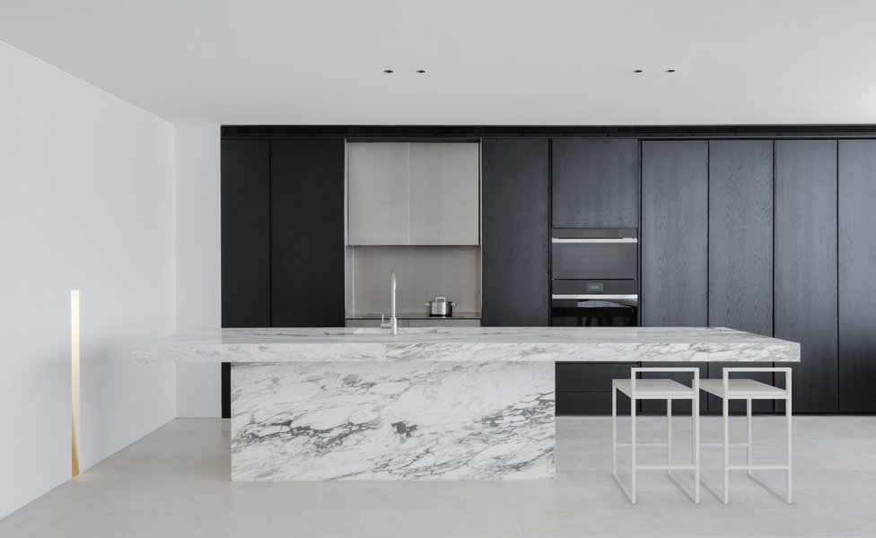 240117 Mathieson 0069 2 Stools Web